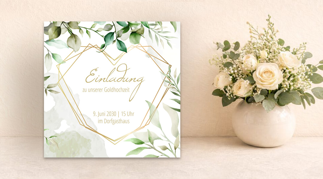 Einladung zur Goldenen Hochzeit Greenery mit Goldherz gestalten