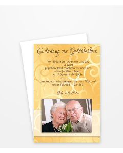 Einladungskarte zur goldenen Hochzeit mit goldenem Muster