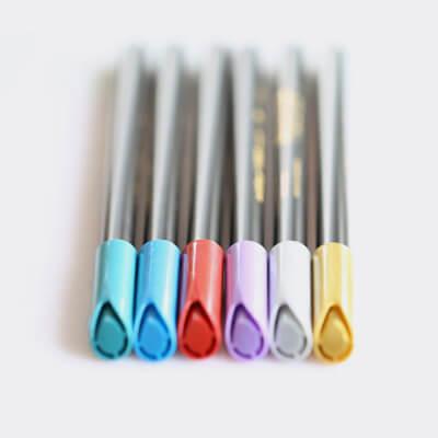 Stifte zum Beschriften von Tischkarten in verschiedenen Farben, Edding metallic